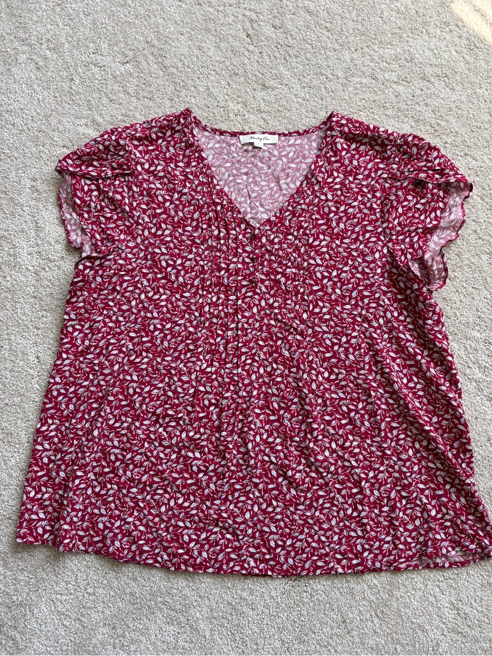Monday Fun Women’s V-Neck Floral Flutter Sleeve Blouse in Red